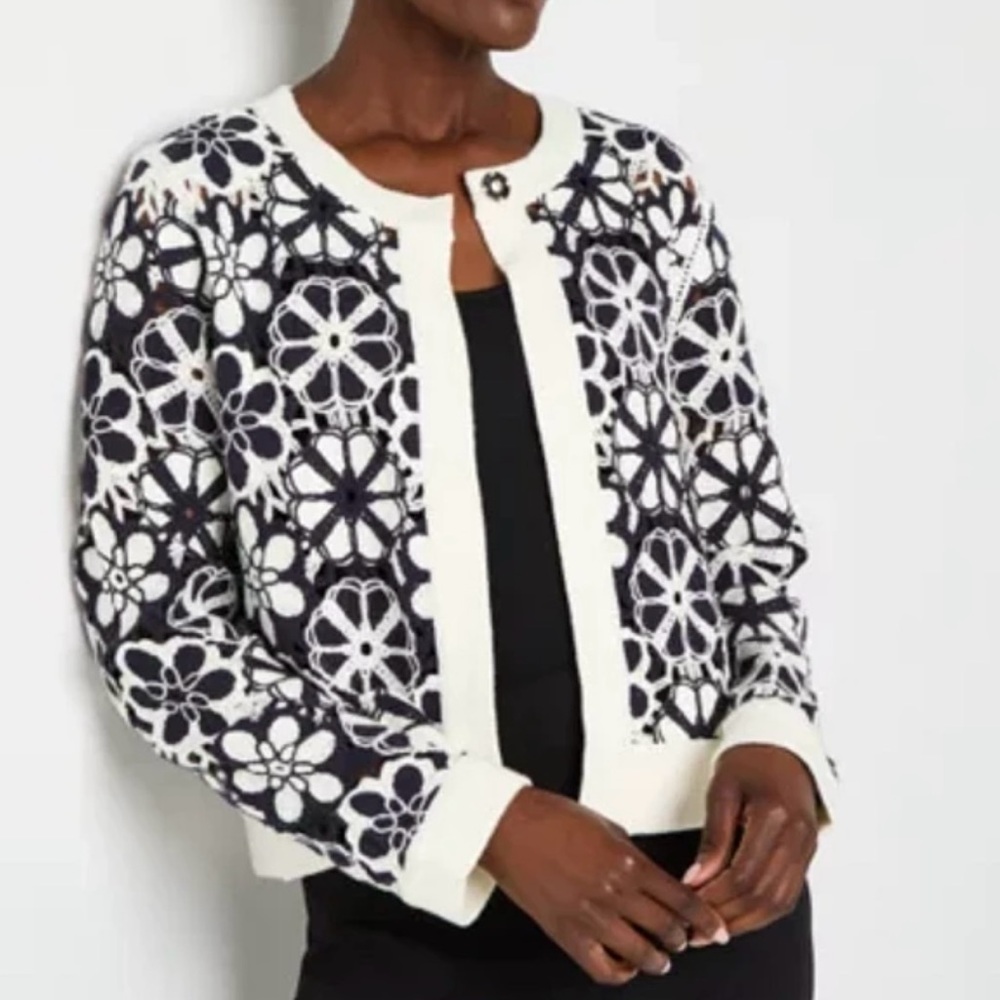 Liz Claiborne Blue and White Floral Sweater